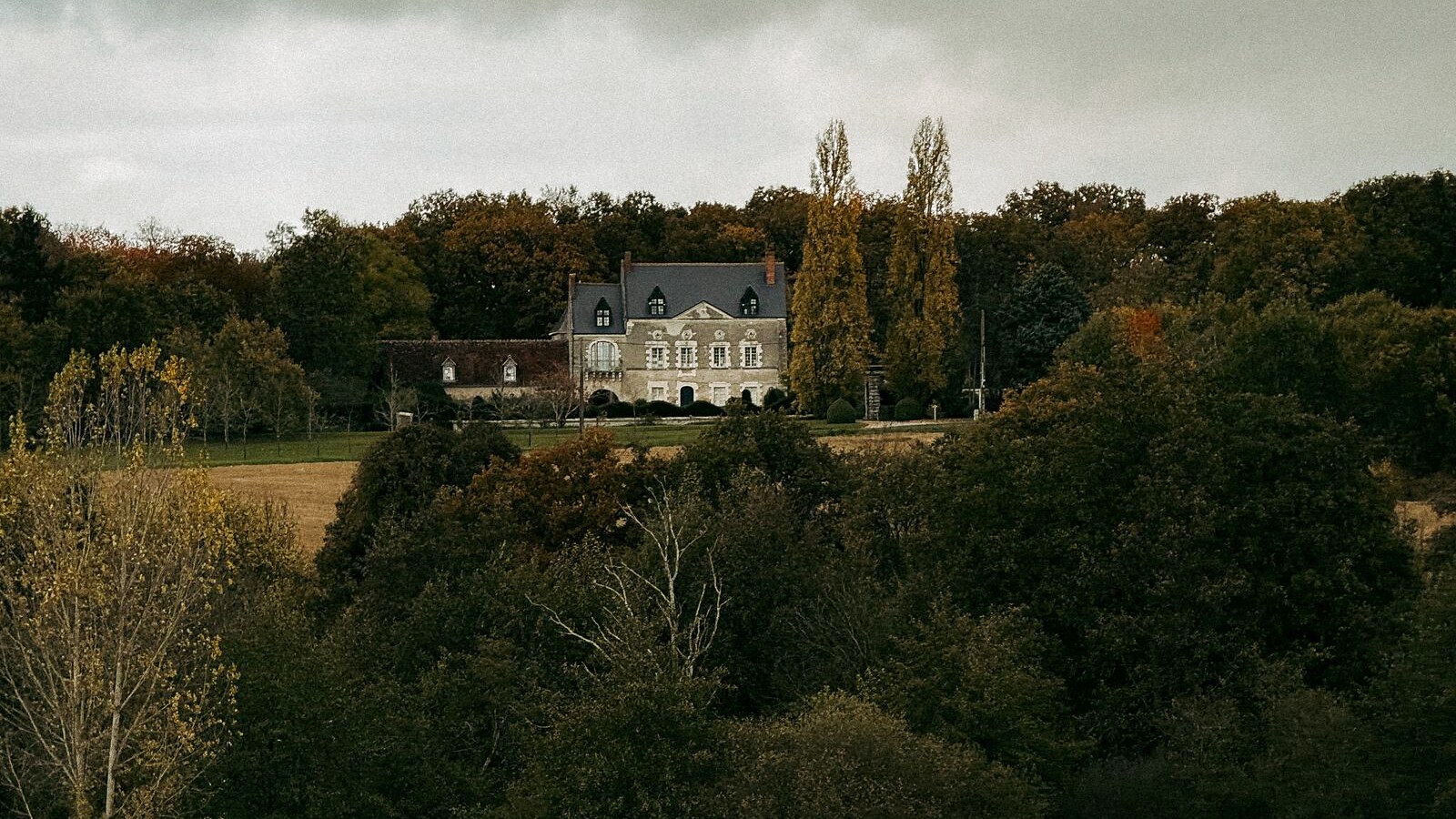 Maison héritée à vendre : quelle connexion internet sur place, sans se réengager
