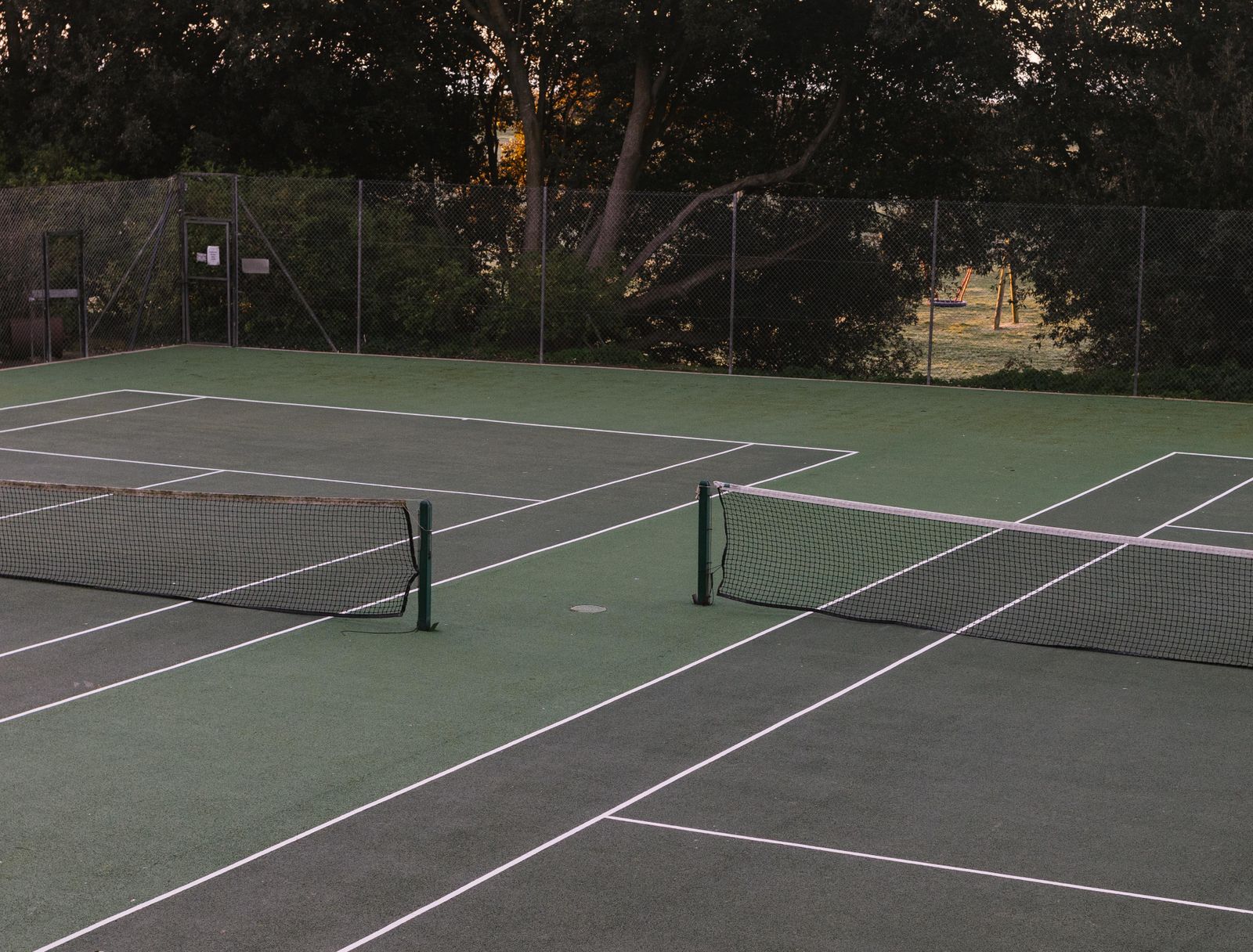 Club de tennis, de golf ou de foot de village : Wi-Fi du club-house sans fibre